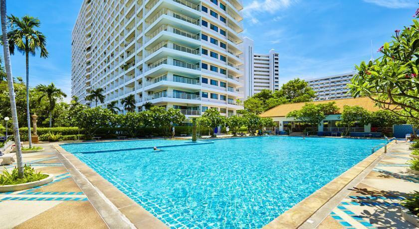 View Talay 5C Apartment Pattaya Exterior photo